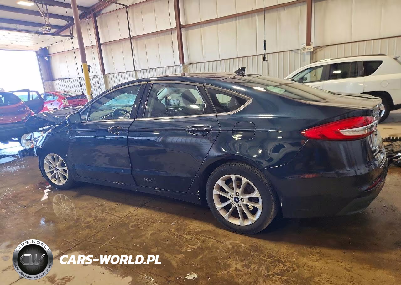 2020 Ford Fusion Se VIN:3FA6P0LU8LR159122 - 2