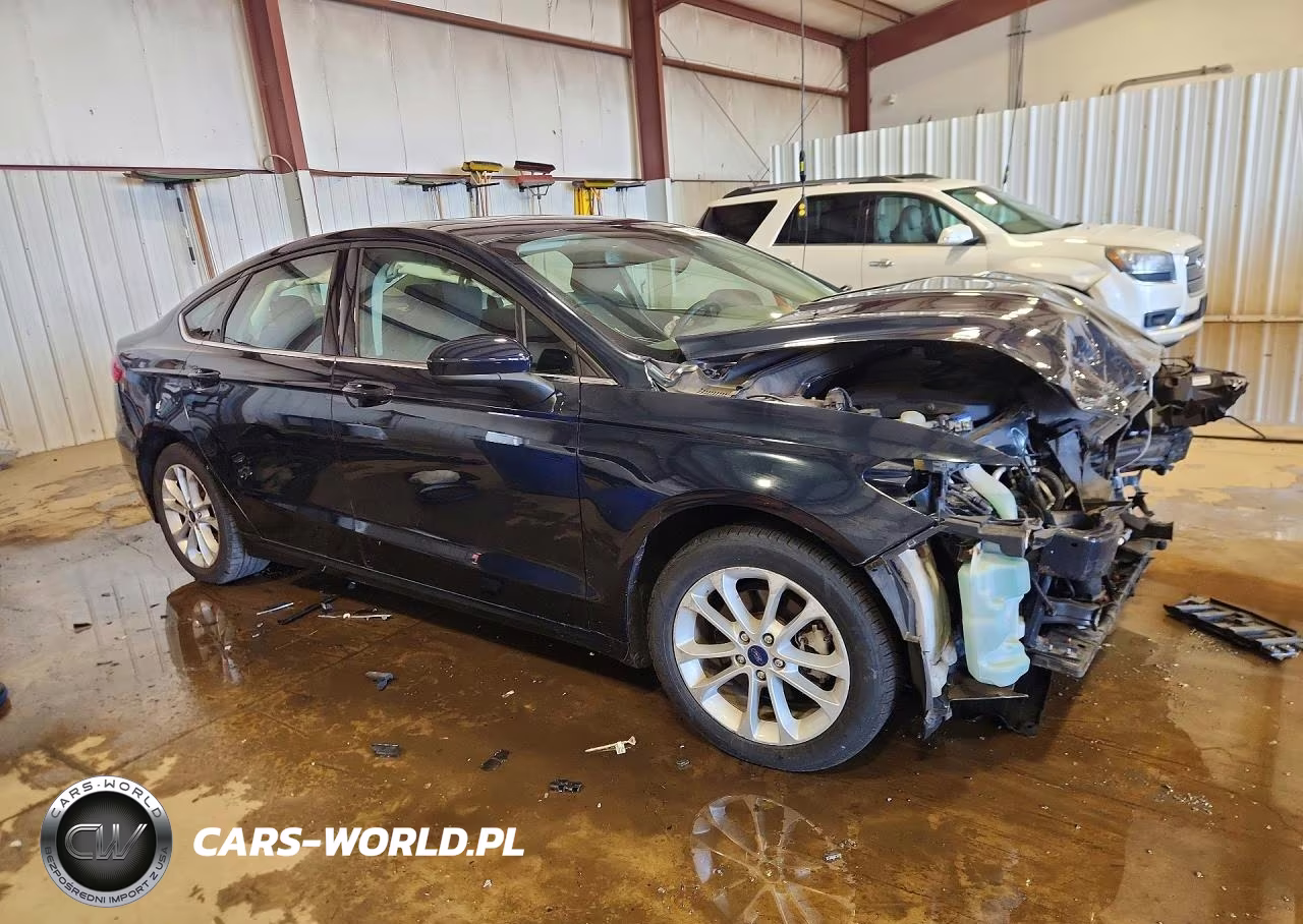 2020 Ford Fusion Se VIN:3FA6P0LU8LR159122 - 4