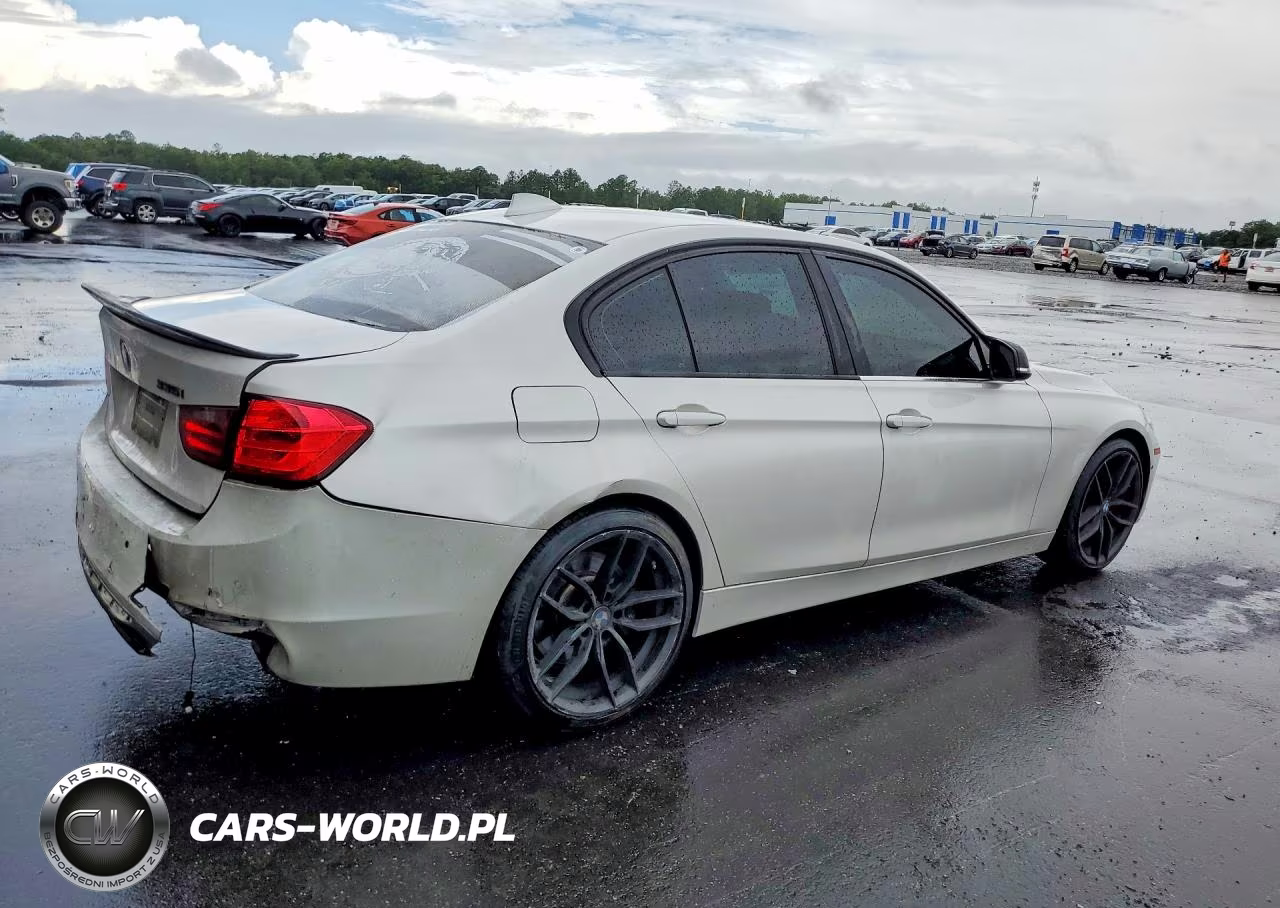2013 BMW 335 I VIN:WBA3A9C51DF475940 - 3