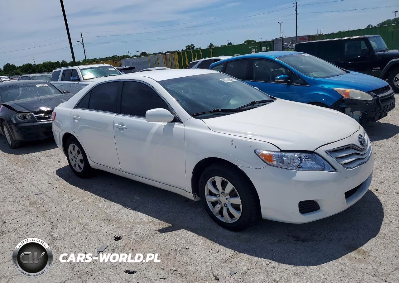 2011 Toyota Camry Le VIN:4T1BF3EK0BU778115 - 4