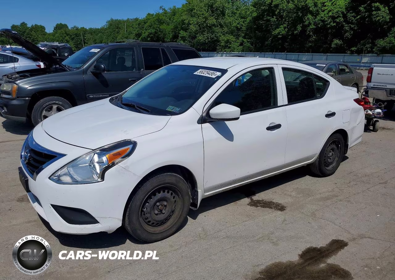 2018 Nissan Versa S Plus