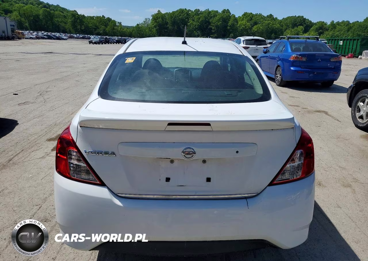 2018 Nissan Versa S Plus VIN:3N1CN7AP9JL866483 - 6