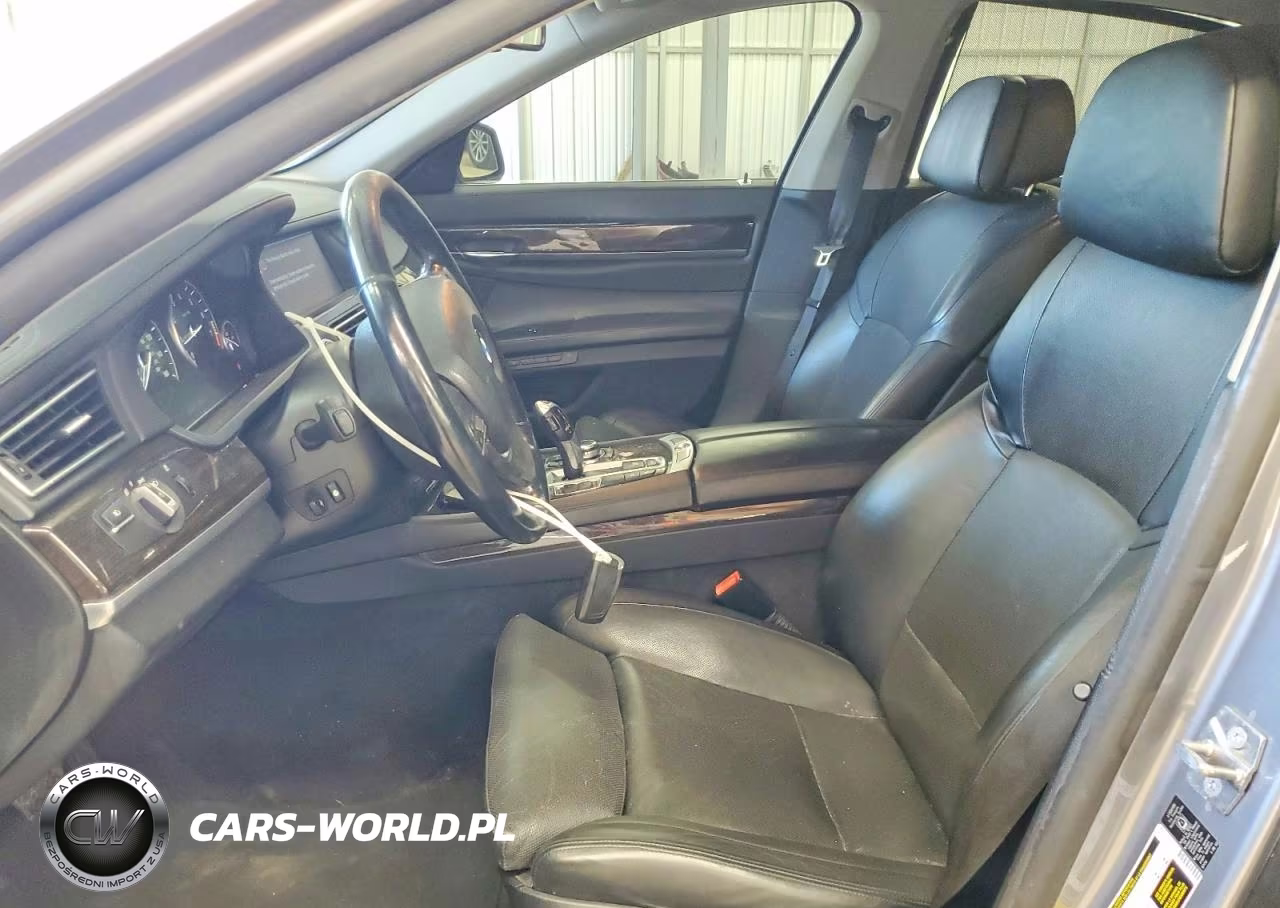 2012 BMW 750 Xi VIN:WBAKC6C5XCC396027 - 7