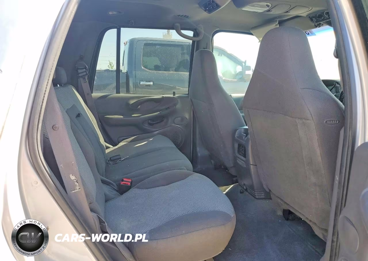 2001 Ford Expedition VIN:1FMFU16L21LA93153 - 10