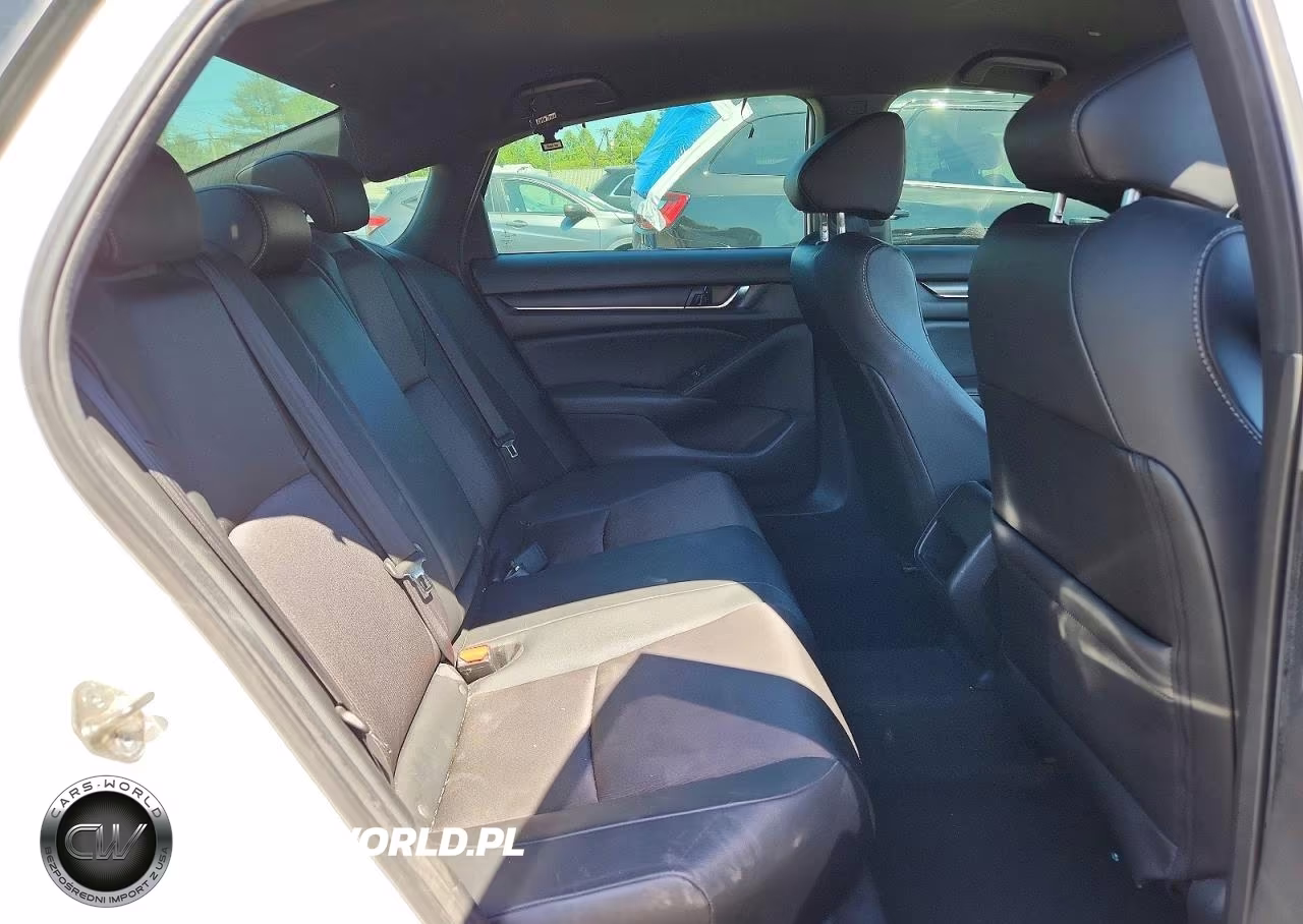 2019 Honda Accord Sport VIN:1HGCV1F39KA073677 - 10