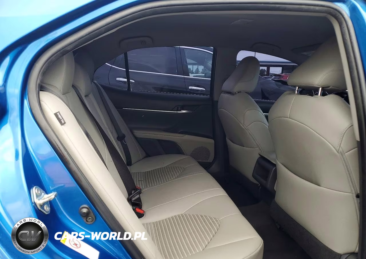 2018 Toyota Camry Se VIN:4T1B11HK2JU080277 - 10