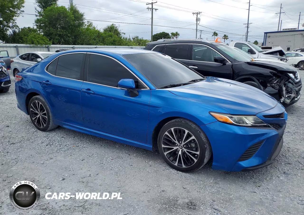 2018 Toyota Camry Se VIN:4T1B11HK2JU080277 - 4