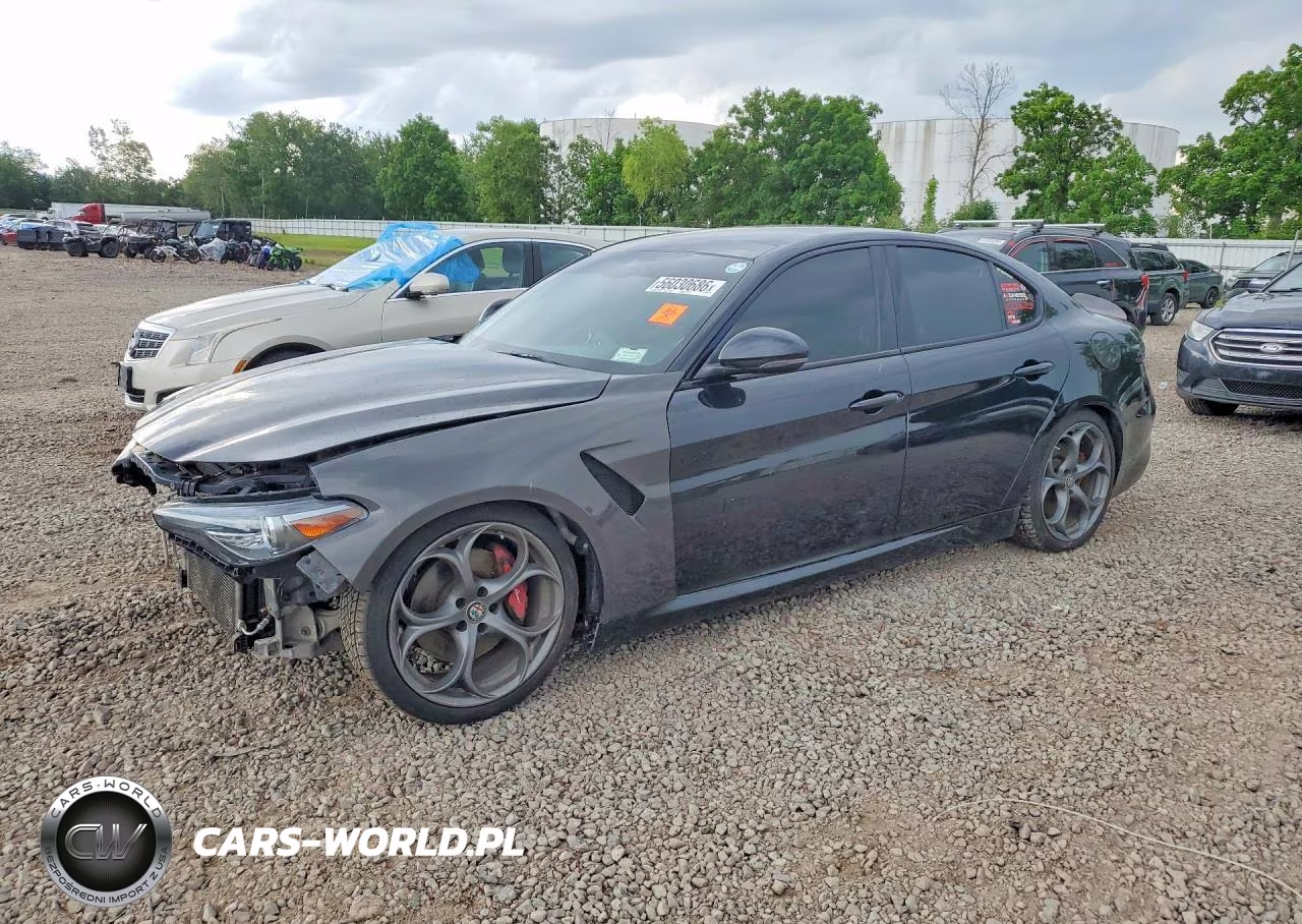 2019 Alfa Romeo Giulia Ti – zdjęcie 1 z 12