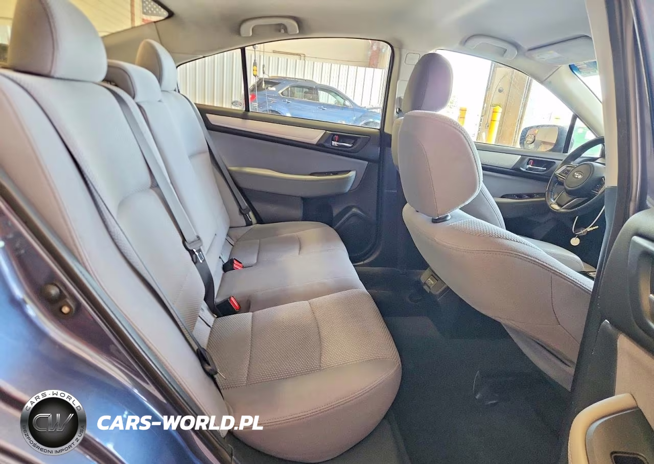 2018 Subaru Legacy 2.5I Premium VIN:4S3BNAC69J3022272 - 10