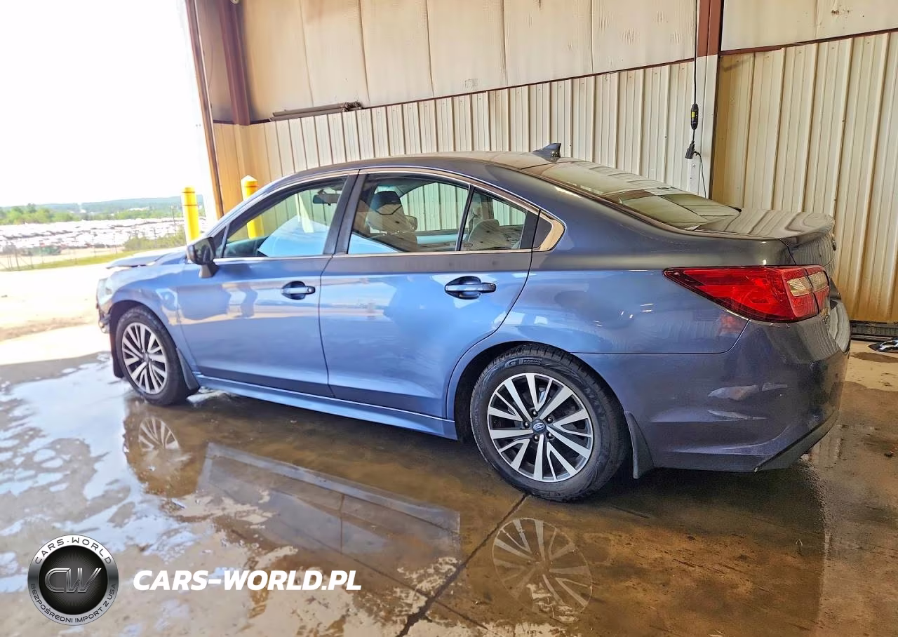 2018 Subaru Legacy 2.5I Premium VIN:4S3BNAC69J3022272 - 2