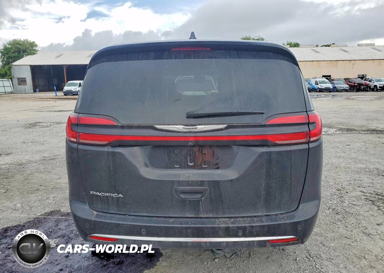 2025 Chrysler Pacifica Select VIN:2C4RC1BG4SR528826 - 6