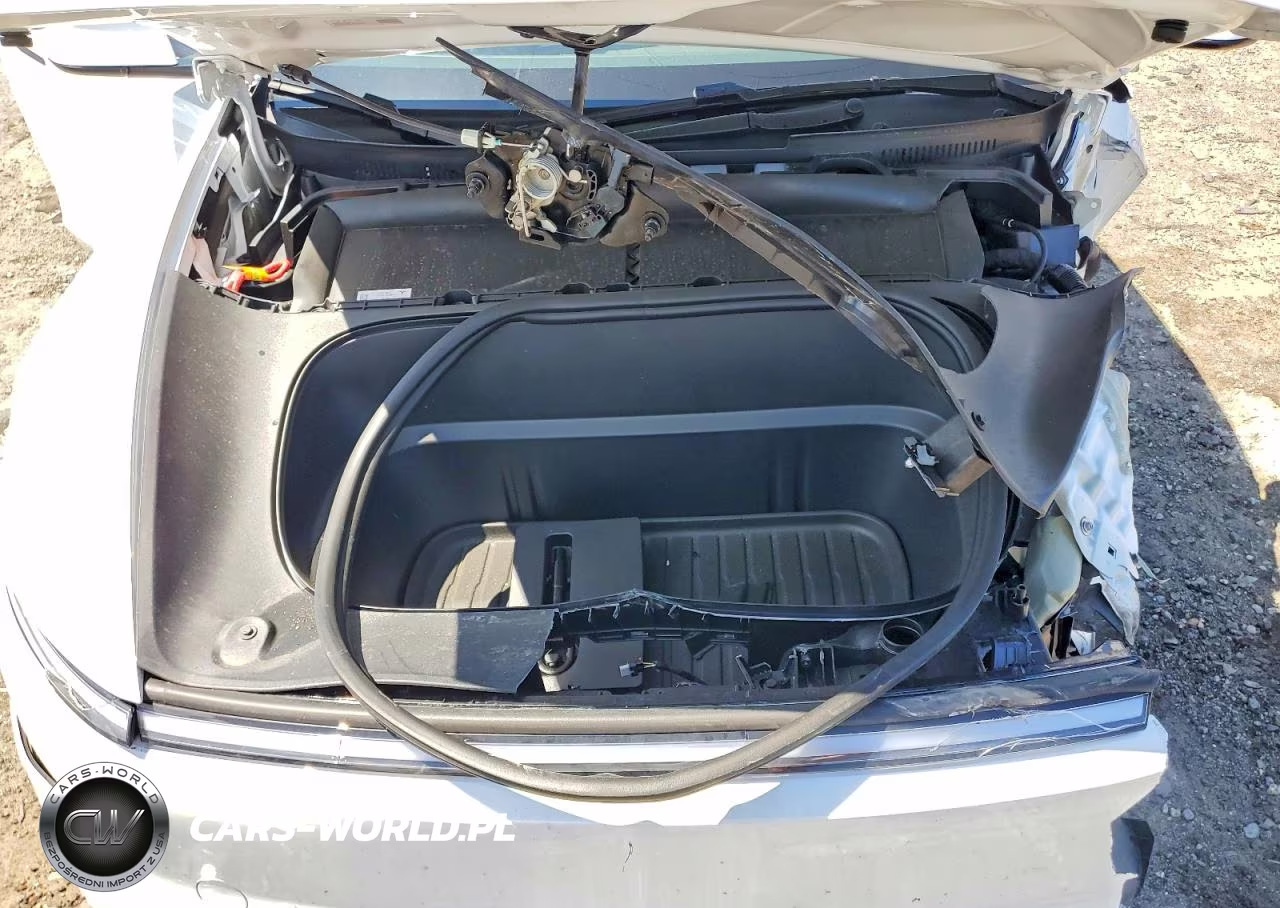 2026 Tesla Model Y VIN:7SAYGDEE5TA635022 - 11