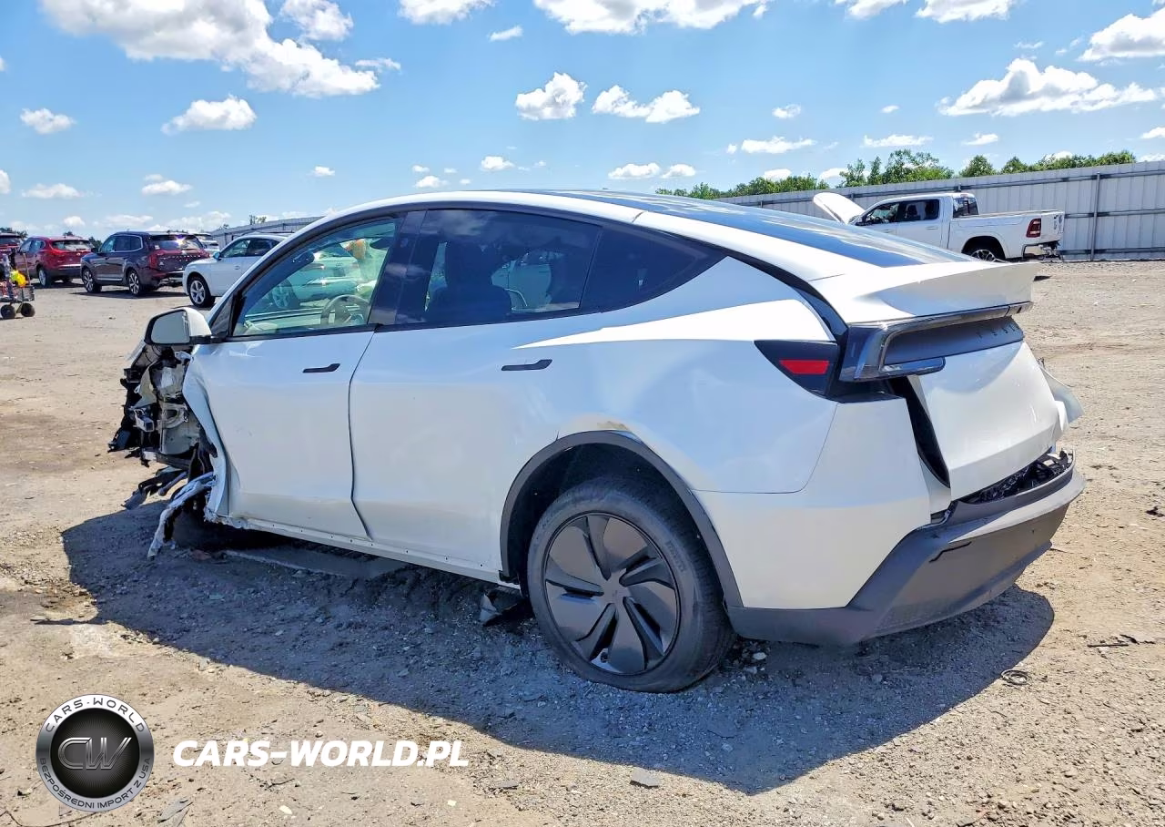 2026 Tesla Model Y VIN:7SAYGDEE5TA635022 - 2