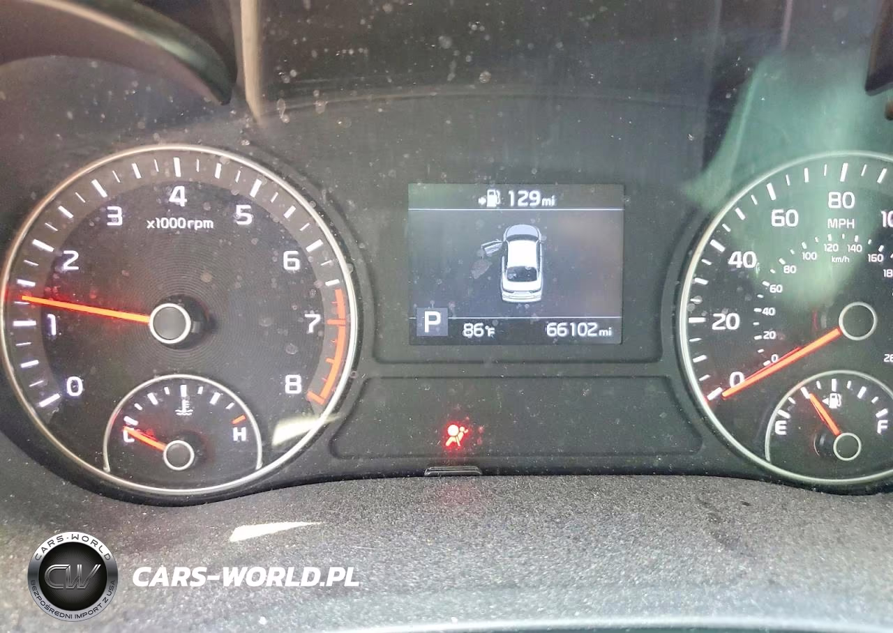 2019 Kia Optima Lx VIN:5XXGT4L30KG318110 - 9