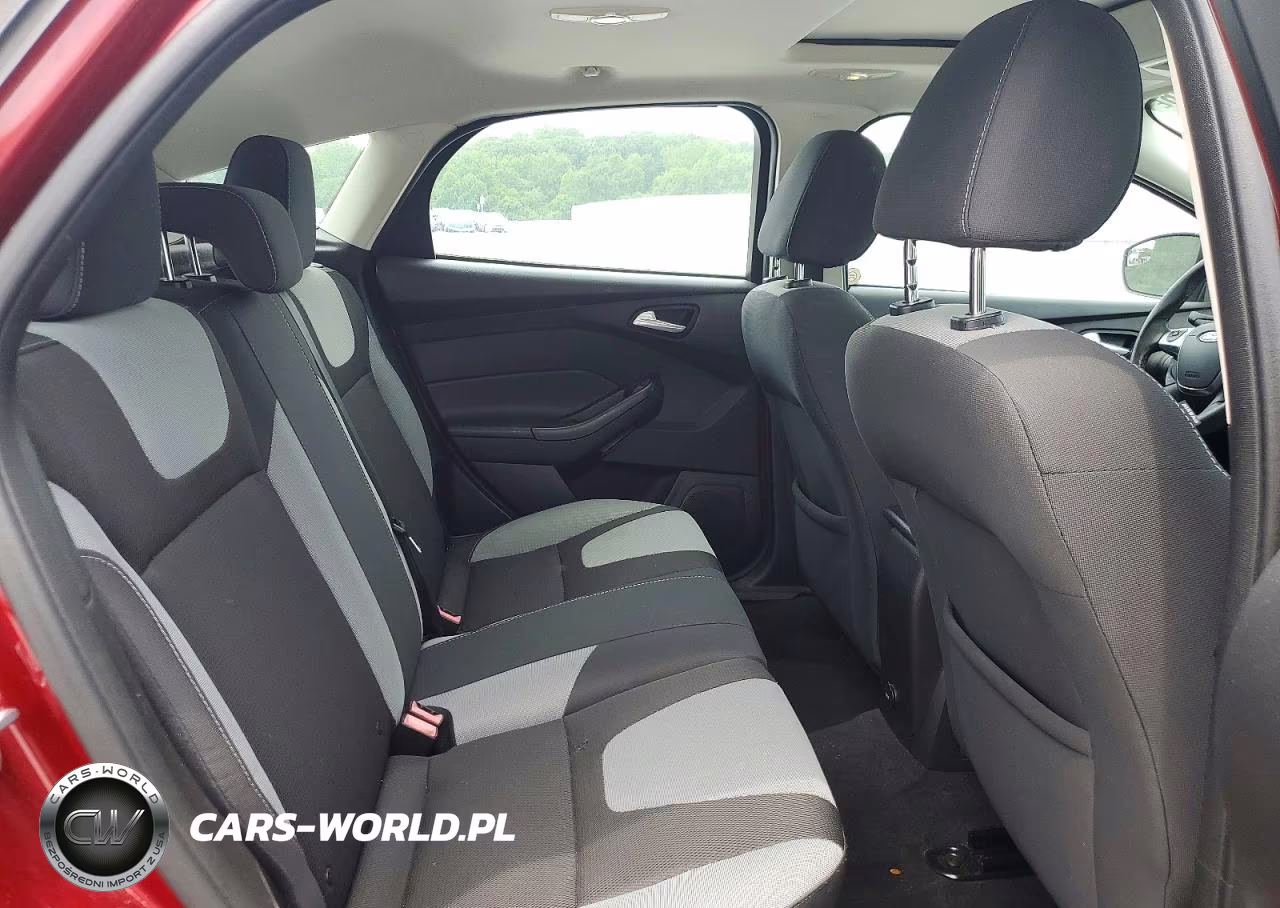 2014 Ford Focus Se VIN:1FADP3K28EL383498 - 10