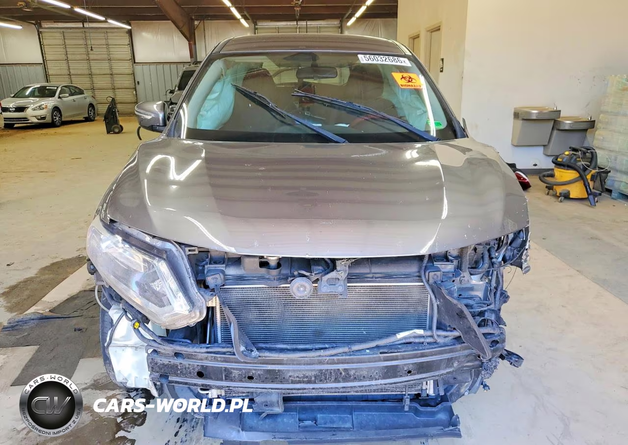 2015 Nissan Rogue S VIN:KNMAT2MV9FP583729 - 5