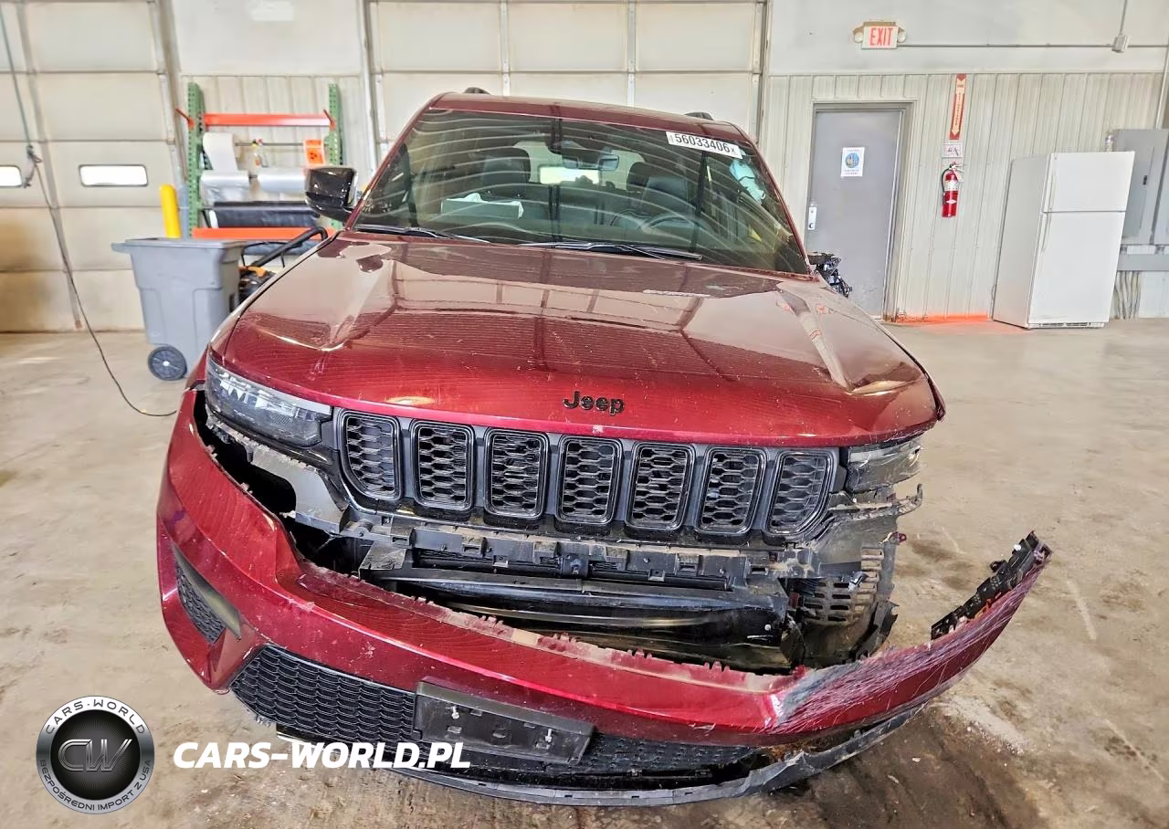 2025 Jeep Grand Cherokee Laredo VIN:1C4RJHAG3SC272042 - 5
