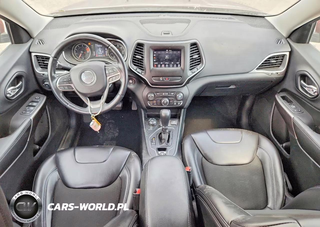 2019 Jeep Cherokee Latitude Plus VIN:1C4PJMLB3KD341257 - 8