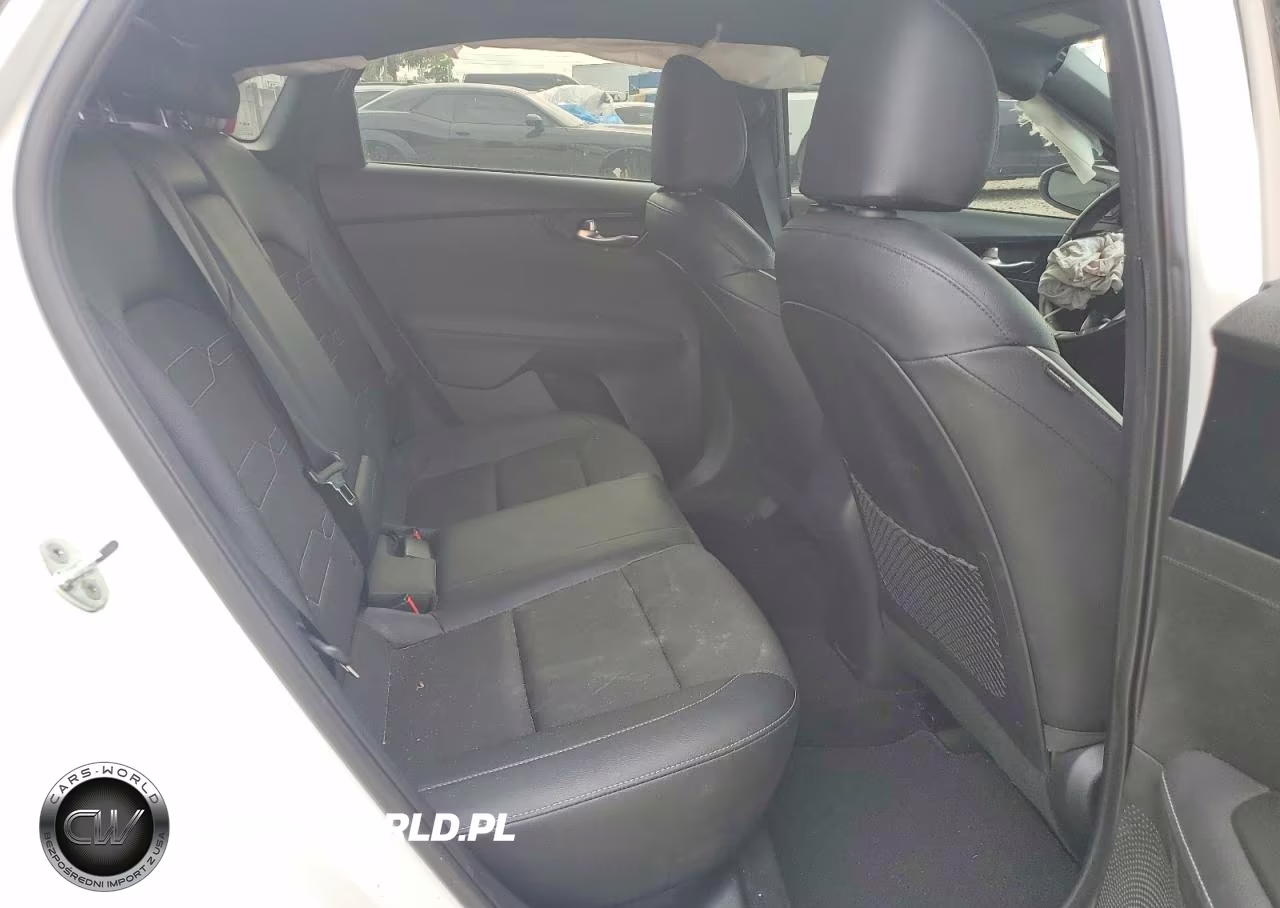 2022 Kia Forte Gt Line VIN:3KPF54AD7NE491346 - 10