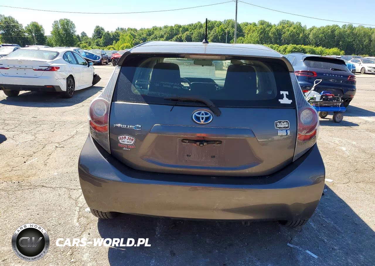 2013 Toyota Prius C VIN:JTDKDTB33D1545650 - 6