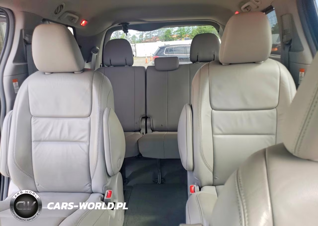 2017 Toyota Sienna Xle 7-Passenger VIN:5TDDZ3DC6HS162852 - 10