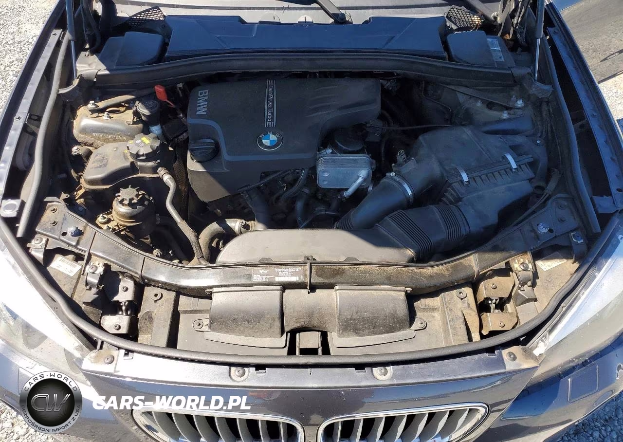 2015 BMW X1 xDrive28I VIN:WBAVL1C59FVY30740 - 12