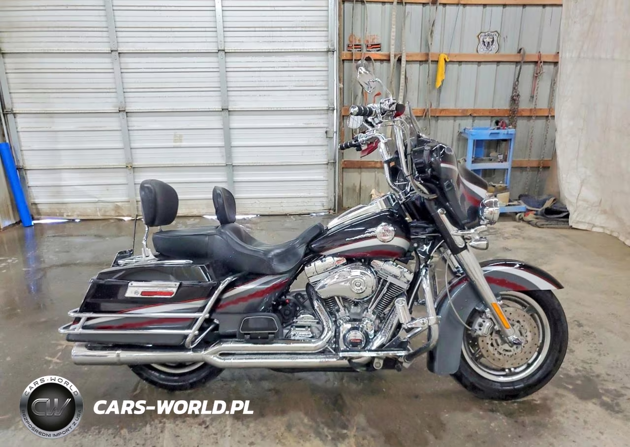 2006 Harley-Davidson Flhtcuse California