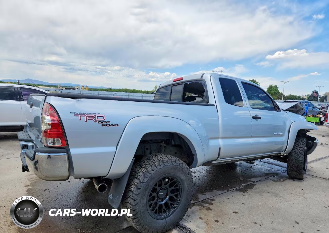 2008 Toyota Tacoma Access Cab VIN:5TEUU42N58Z488833 - 3