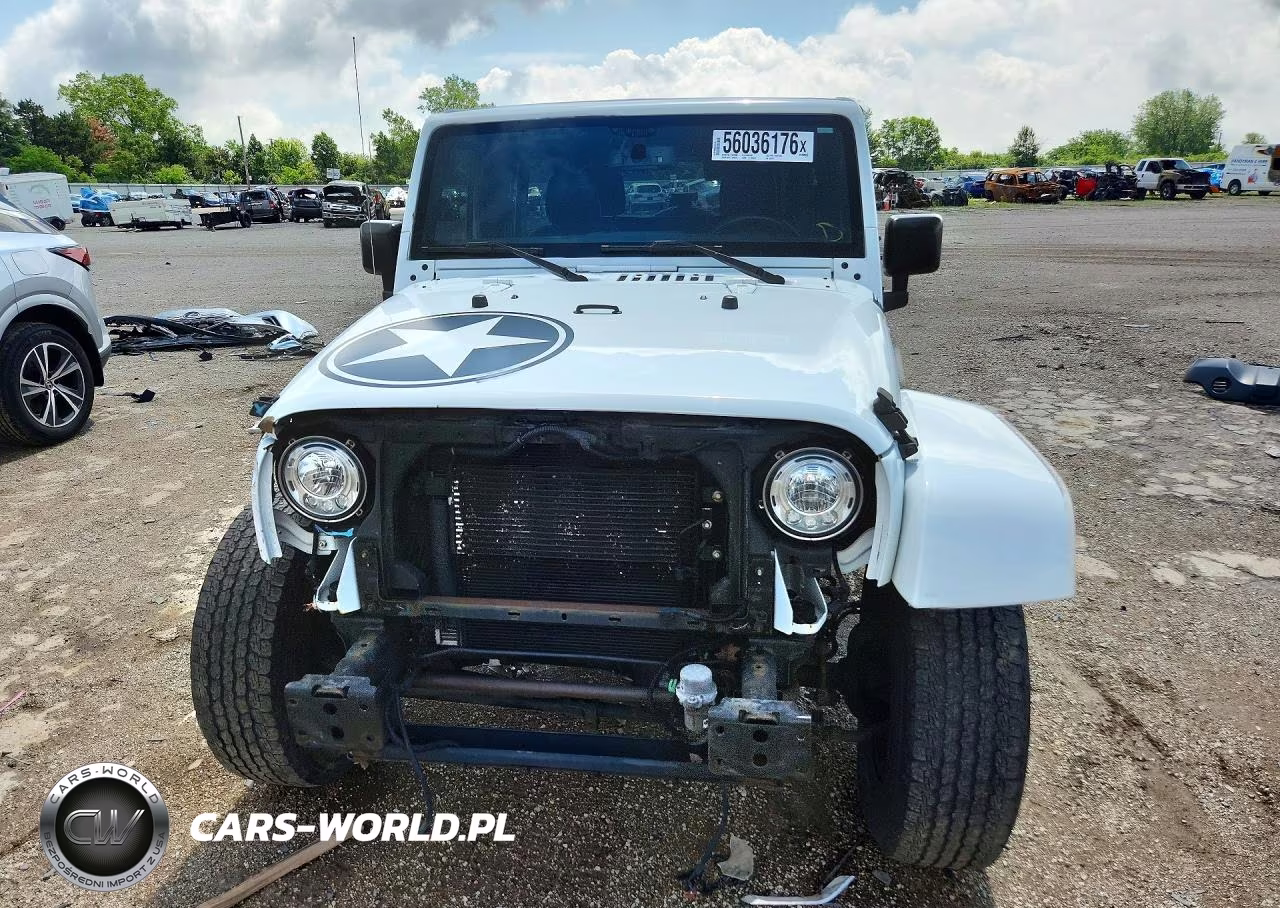 2018 Jeep Wrangler Unlimited Sport VIN:1C4BJWDG6JL862753 - 5