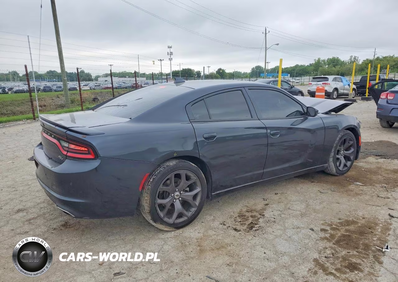 2018 Dodge Charger R VIN:2C3CDXCT2JH233122 - 3
