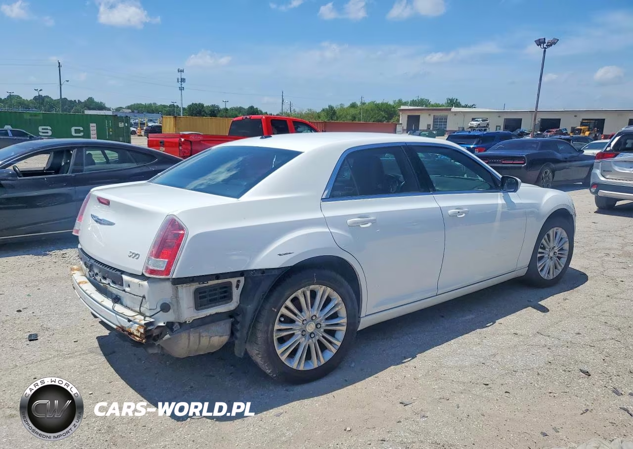2014 Chrysler 300 VIN:2C3CCARGXEH149226 - 3