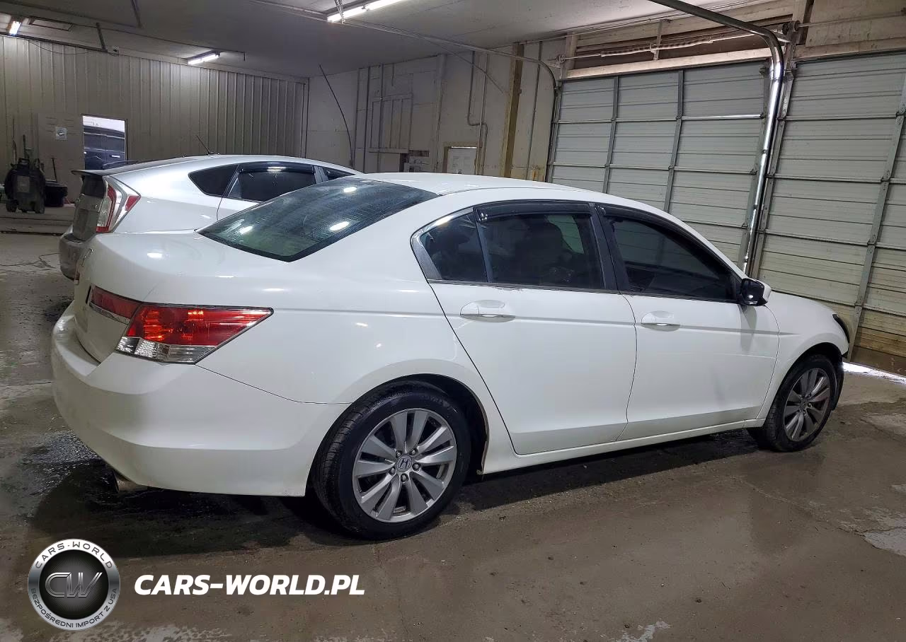 2012 Honda Accord Ex VIN:1HGCP2F72CA158204 - 3