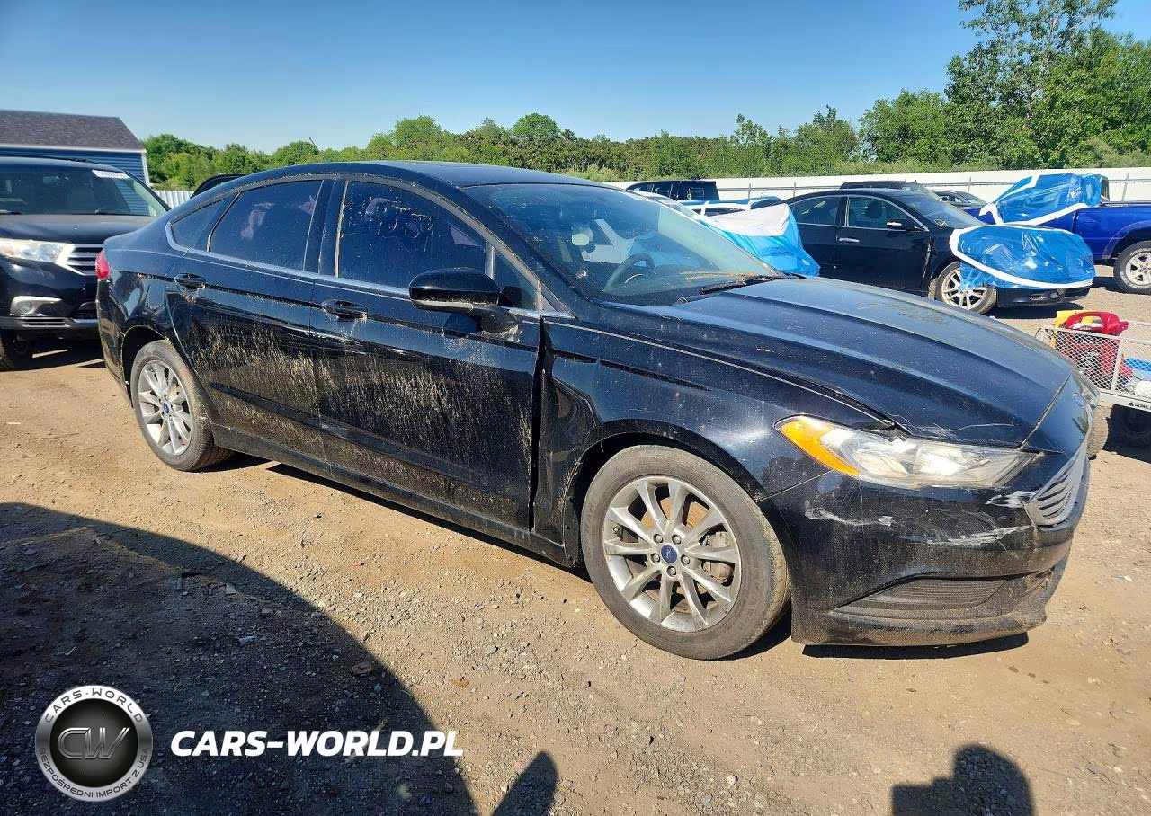 2017 Ford Fusion Se VIN:3FA6P0HD3HR129347 - 4