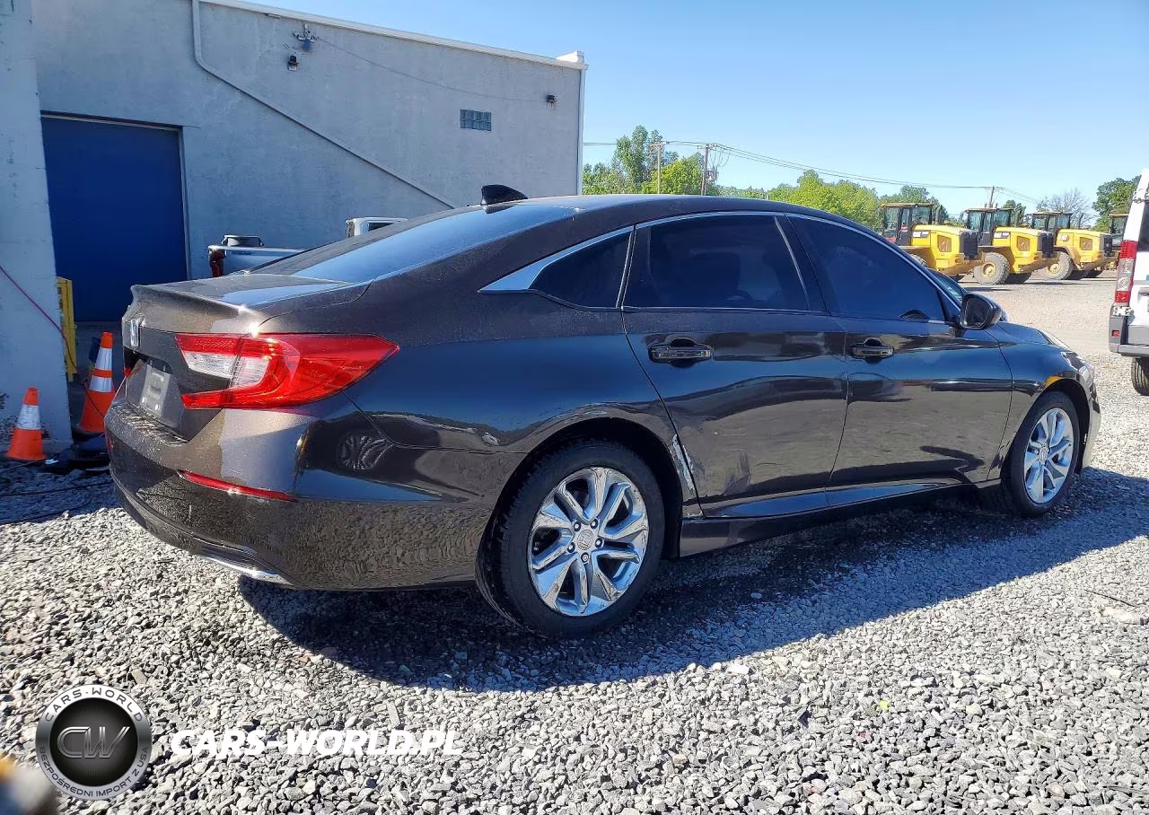 2018 Honda Accord Lx VIN:1HGCV1F1XJA102617 - 3