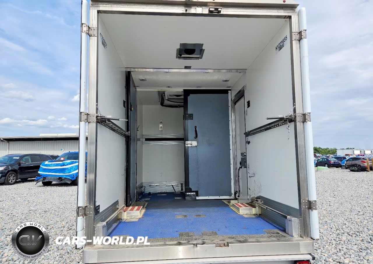 2023 Ford Transit Delivery Truck VIN:1FDBW5ZG5PKA53520 - 10