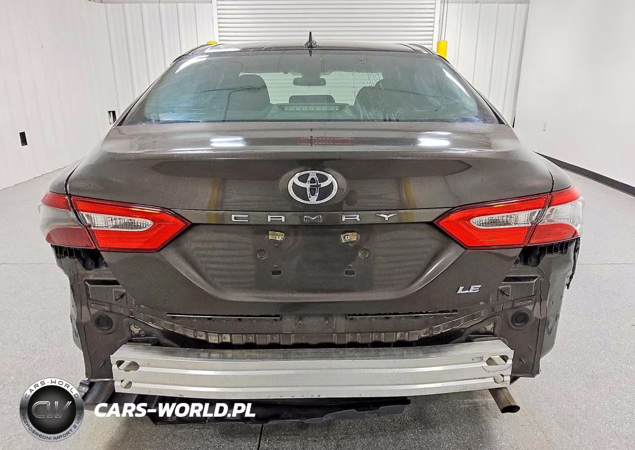 2019 Toyota Camry Le VIN:4T1B11HK3KU812319 - 6
