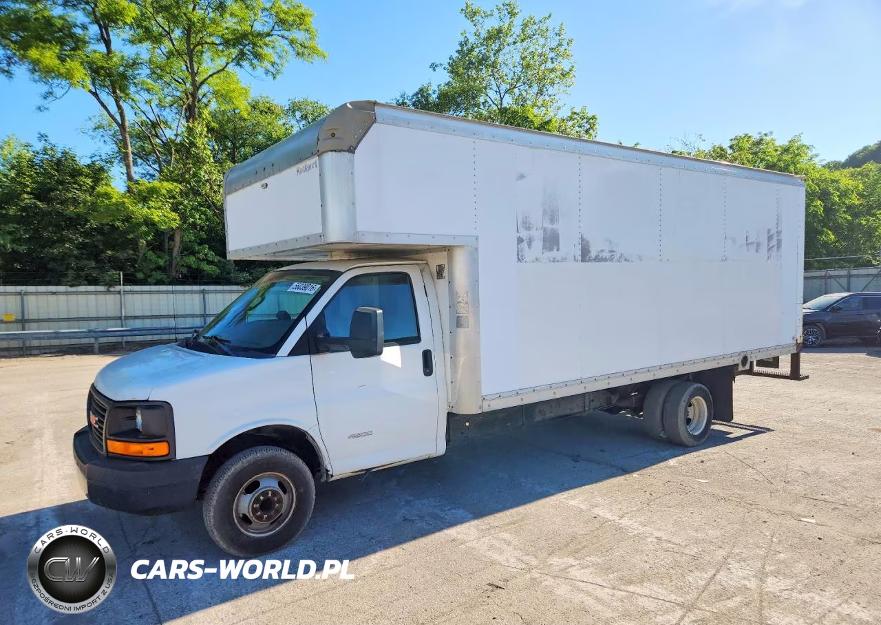 2016 GMC Savana Cutaway G4500