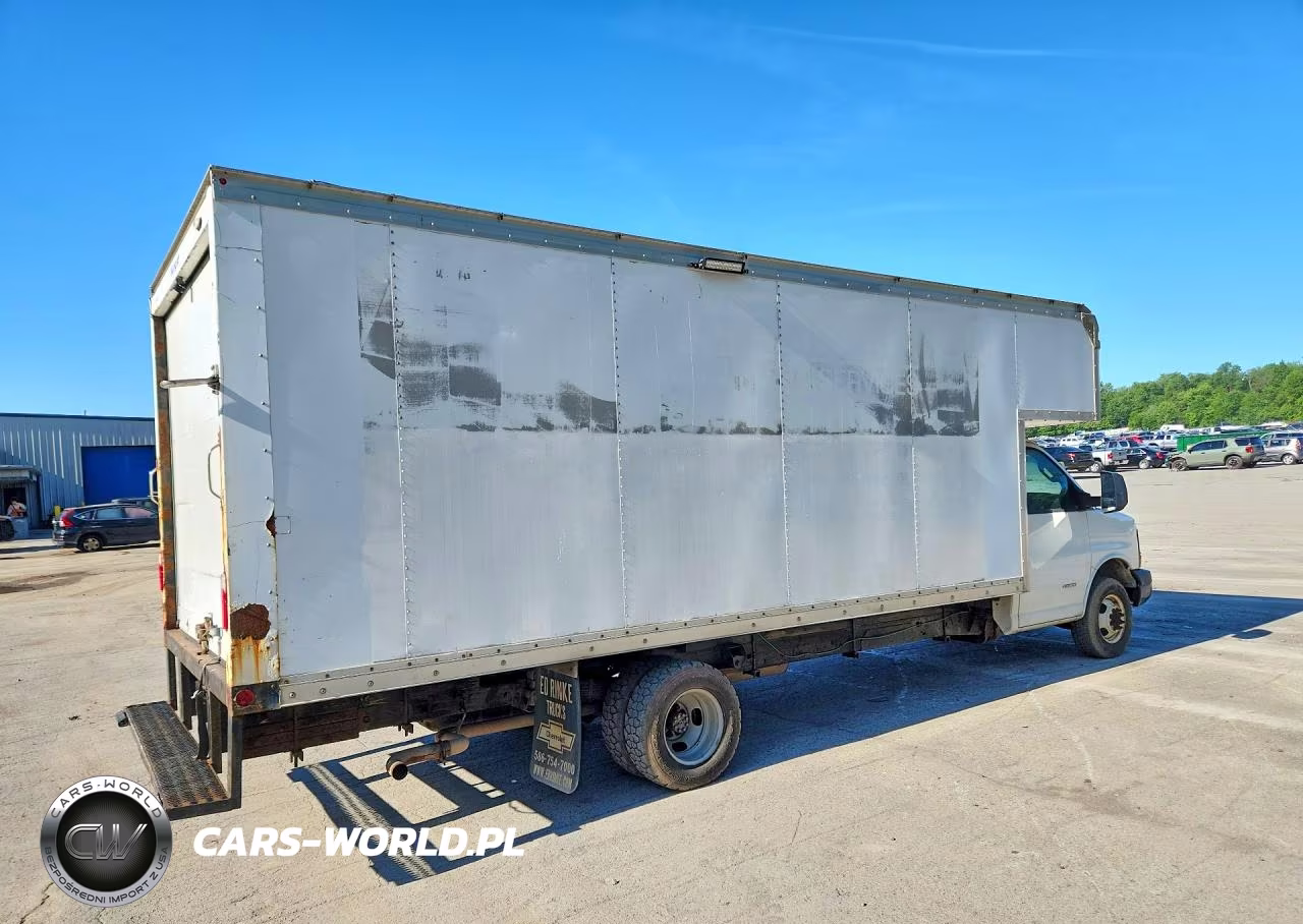 2016 GMC Savana Cutaway G4500 VIN:1GD67VCG5G1262186 - 3