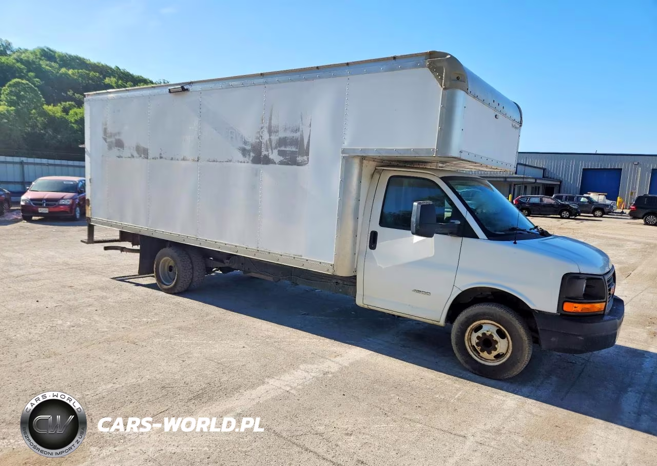 2016 GMC Savana Cutaway G4500 VIN:1GD67VCG5G1262186 - 4