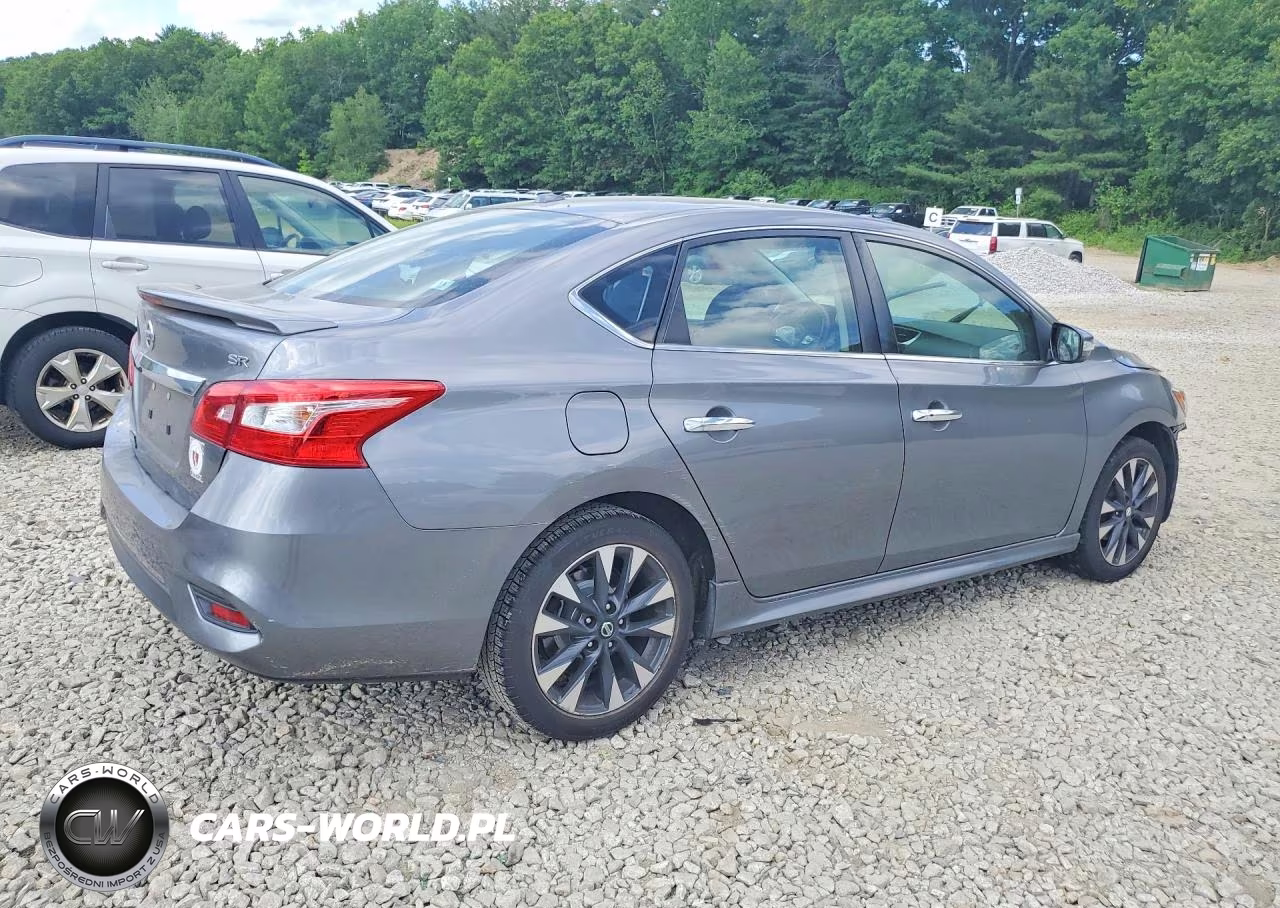 2017 Nissan Sentra Sr VIN:3N1AB7AP5HY303766 - 3