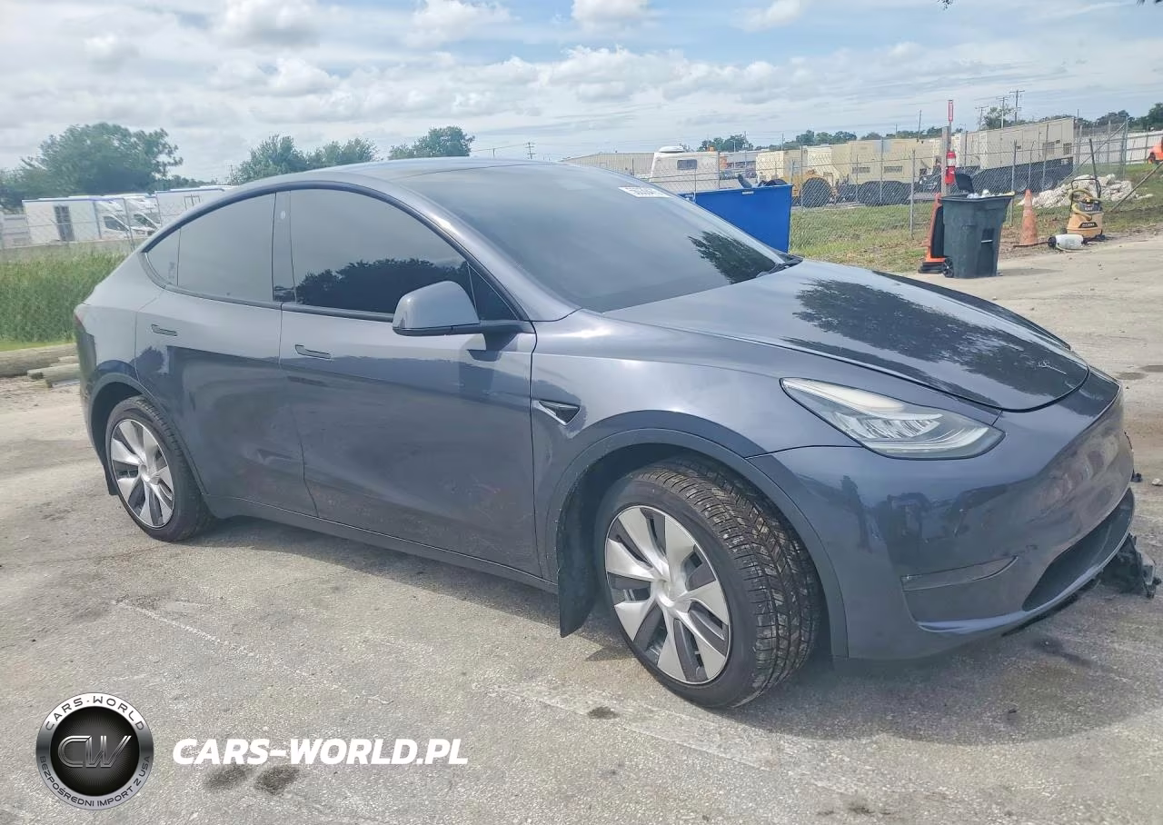 2022 Tesla Model Y VIN:7SAYGDEE1NA003282 - 4