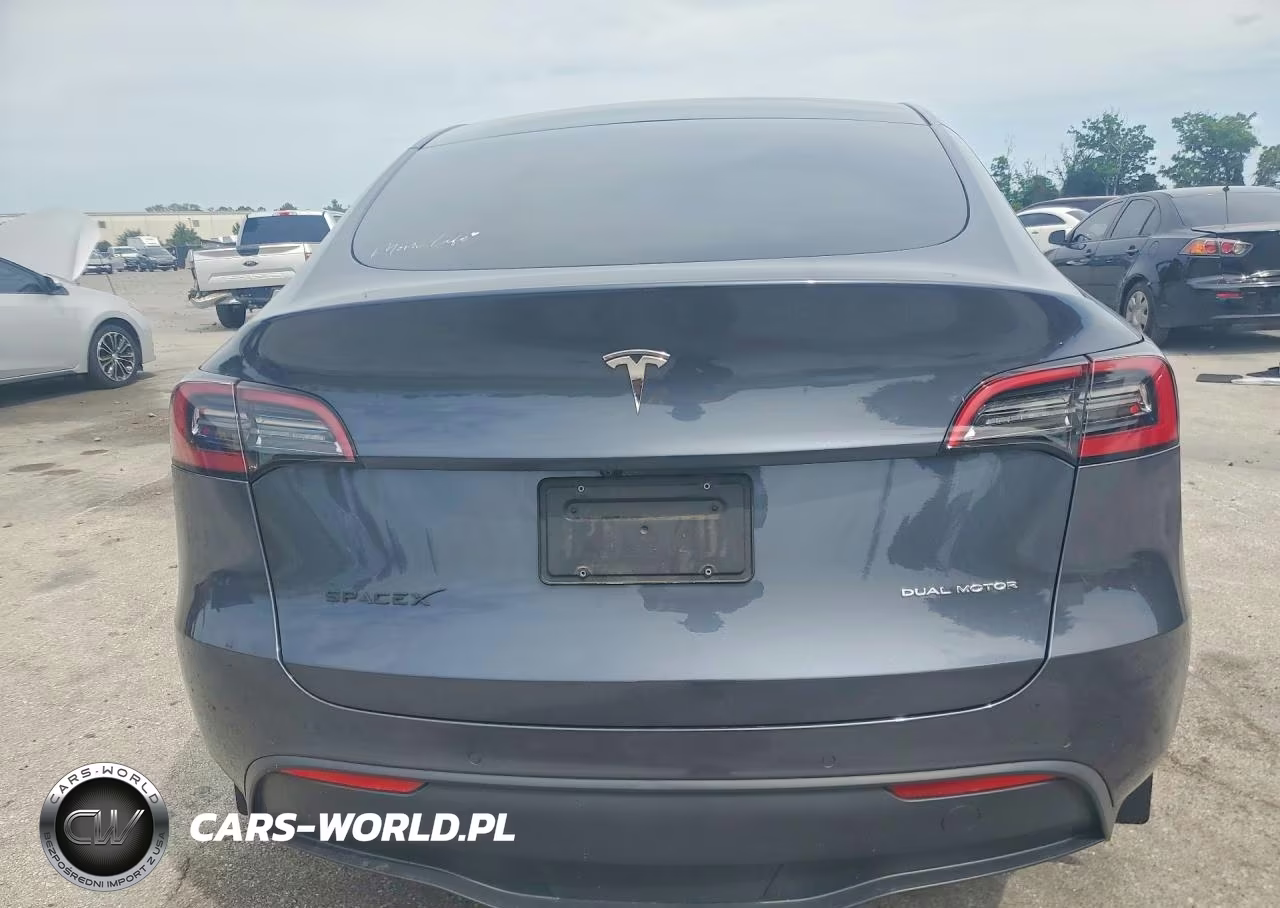2022 Tesla Model Y VIN:7SAYGDEE1NA003282 - 6