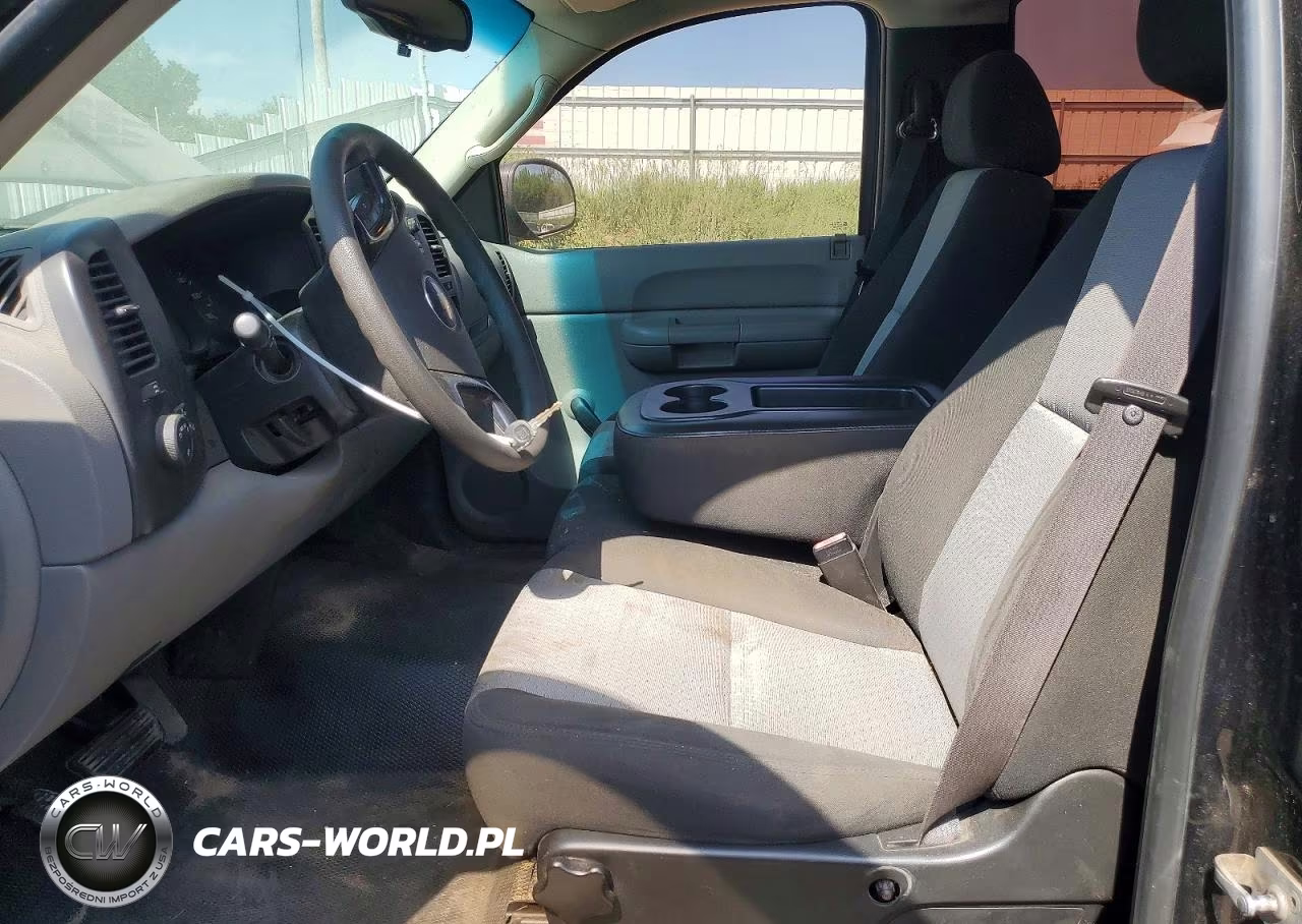 2008 Chevrolet Silverado C1500 VIN:1GCEC14XX8Z210719 - 7