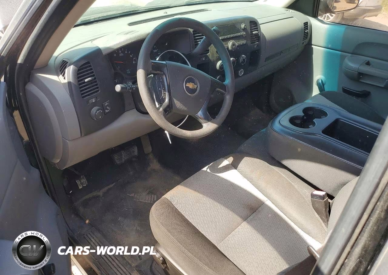2008 Chevrolet Silverado C1500 VIN:1GCEC14XX8Z210719 - 8