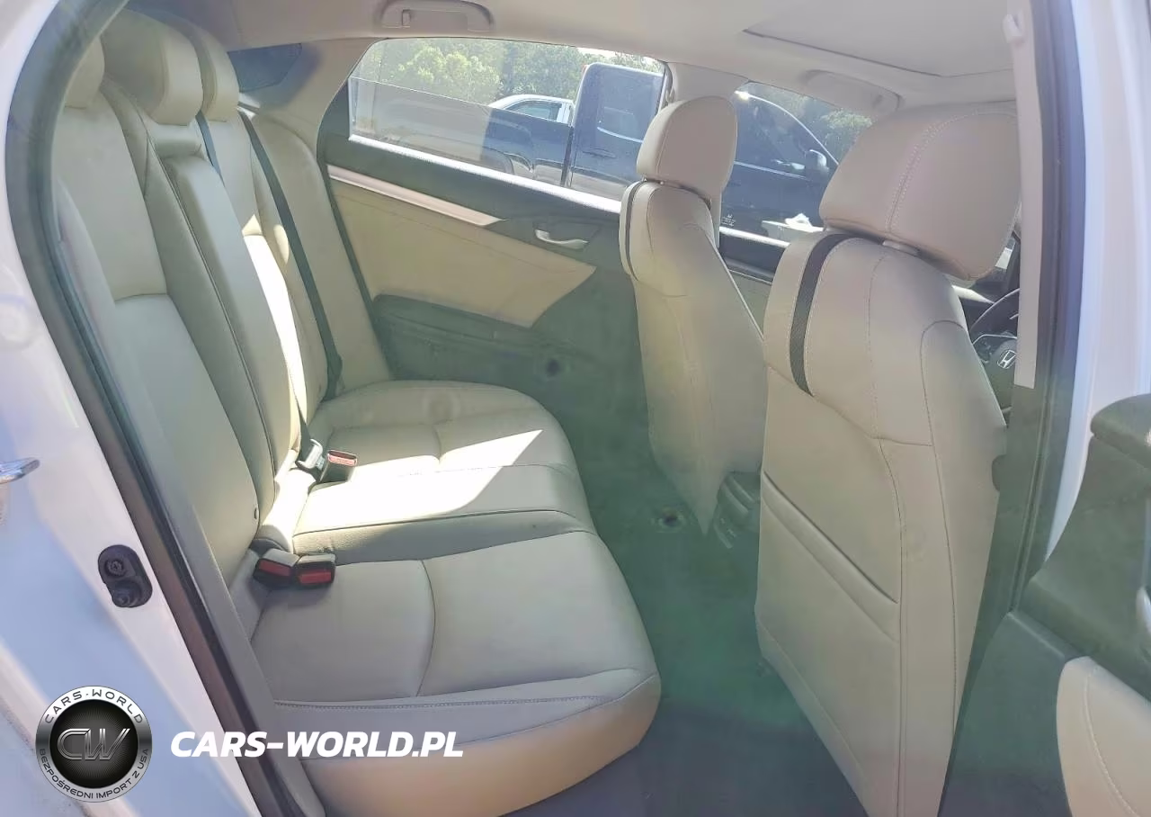 2019 Honda Civic Touring VIN:JHMFC1F9XKX012307 - 10