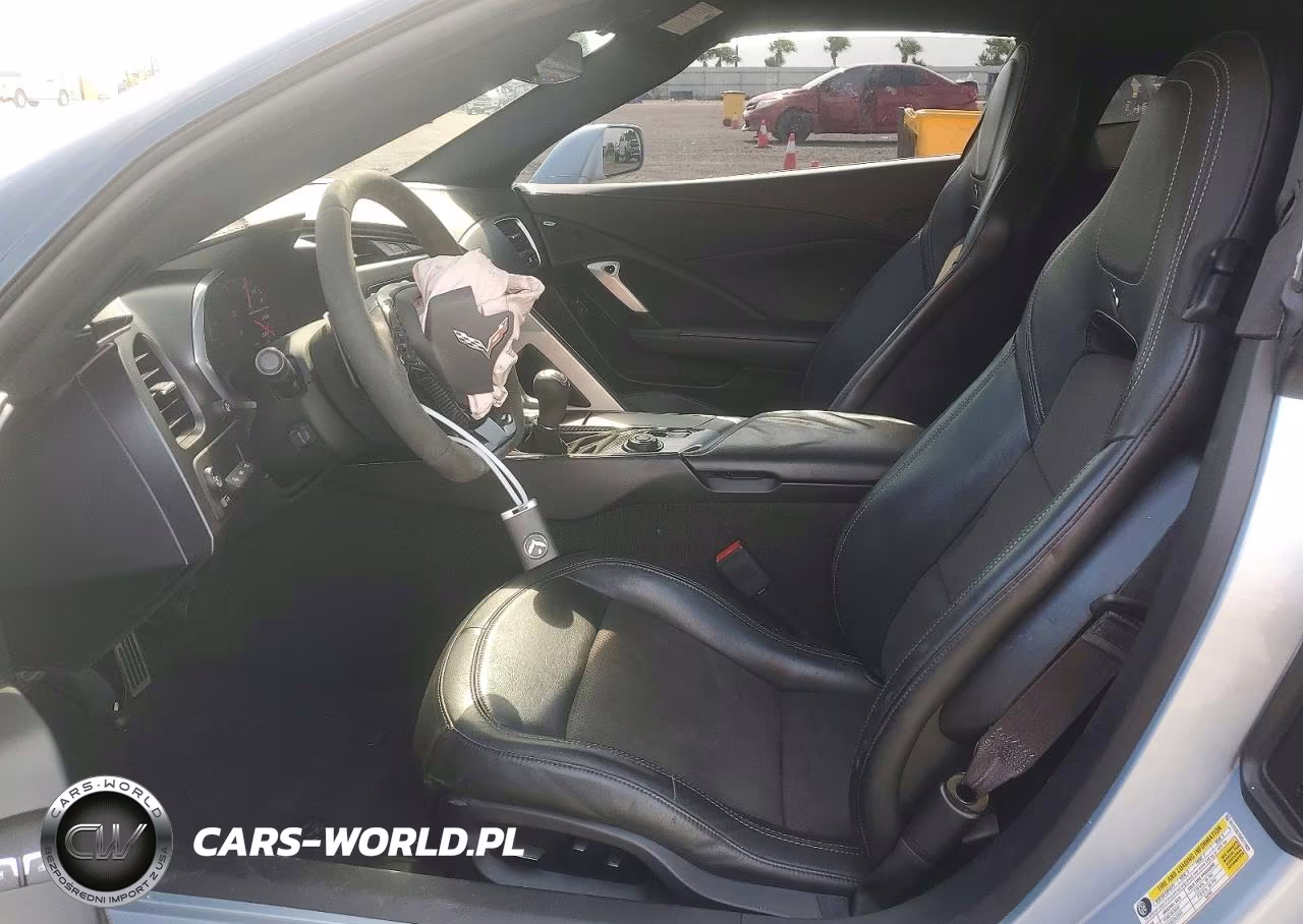 2017 Chevrolet Corvette Grand Sport 2Lt VIN:1G1YX2D75H5111829 - 7