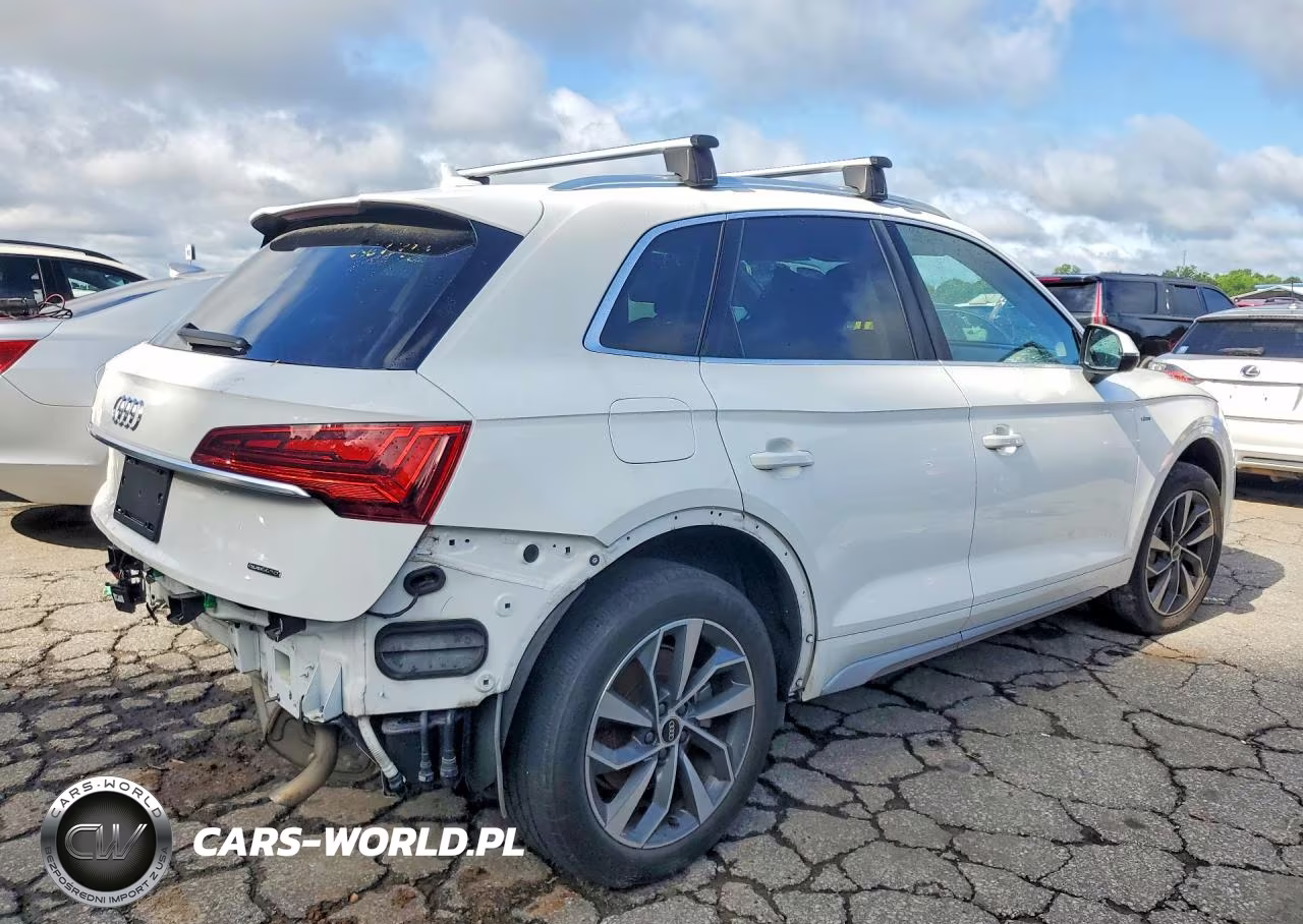 2022 Audi Q5 Premium Plus 45 VIN:WA1EAAFY3N2111816 - 3