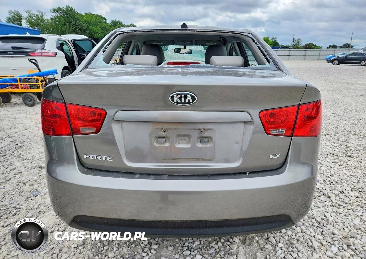 2010 Kia Forte VIN:KNAFU4A25A5055311 - 6