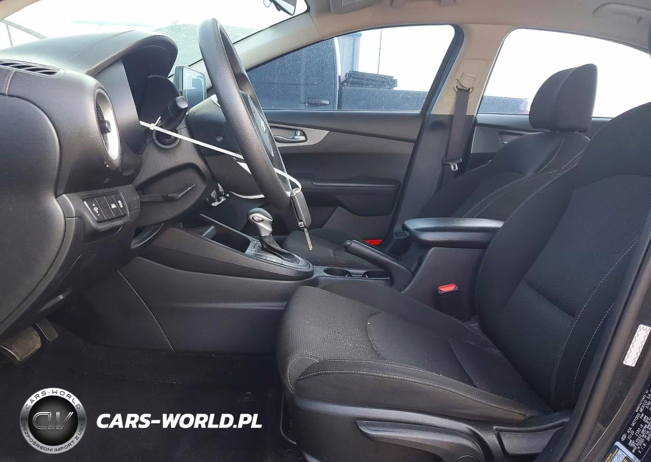 2021 Kia Forte Lxs VIN:3KPF24AD7ME302993 - 7