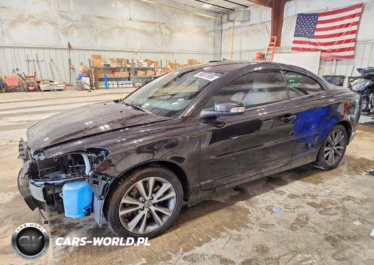 2011 Volvo C70 T5